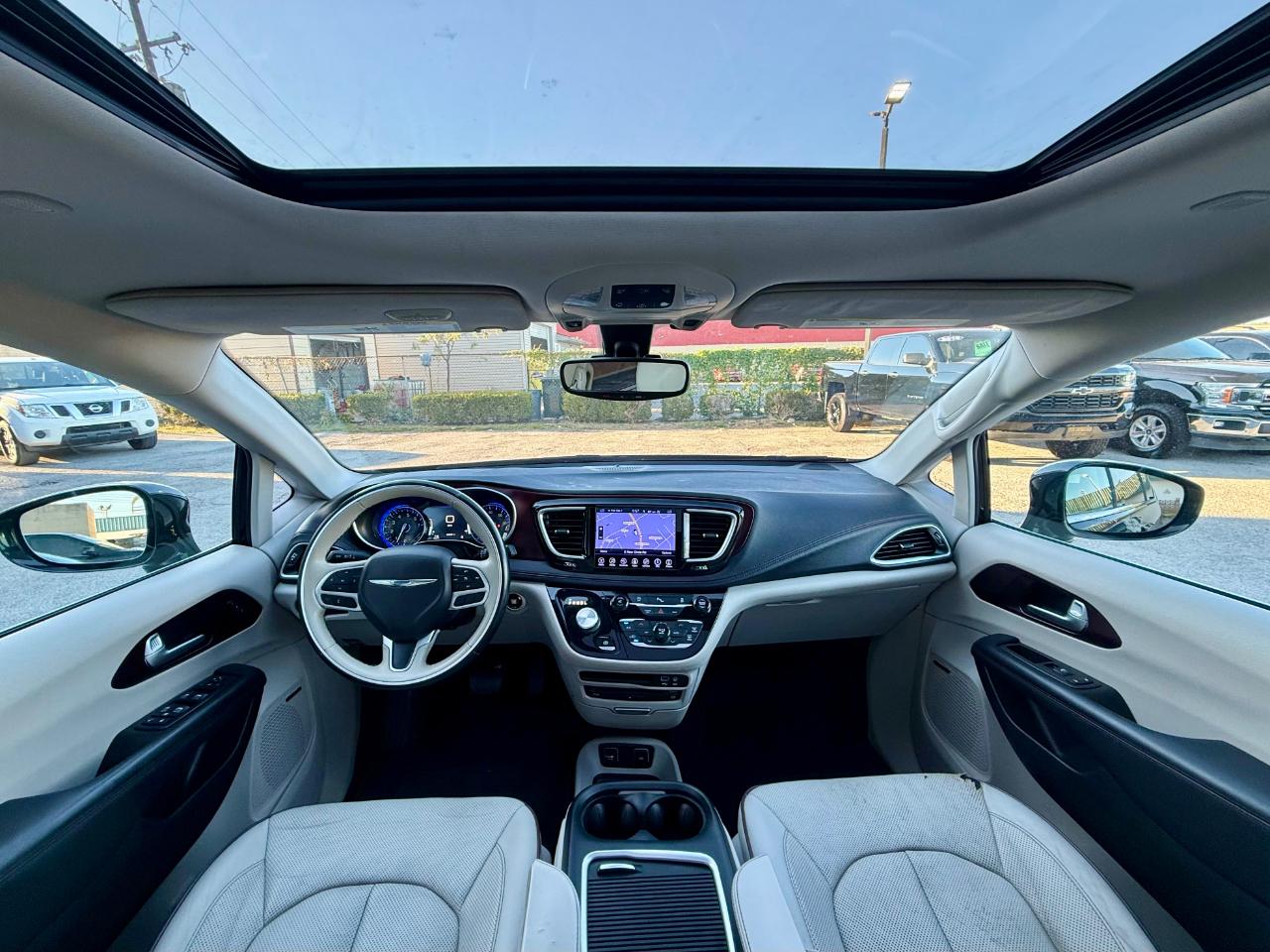 Chrysler Pacifica Limited 2017