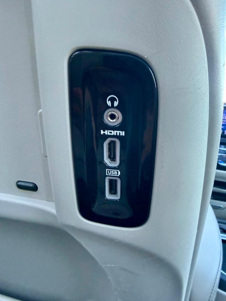 Chrysler Pacifica Limited 2017