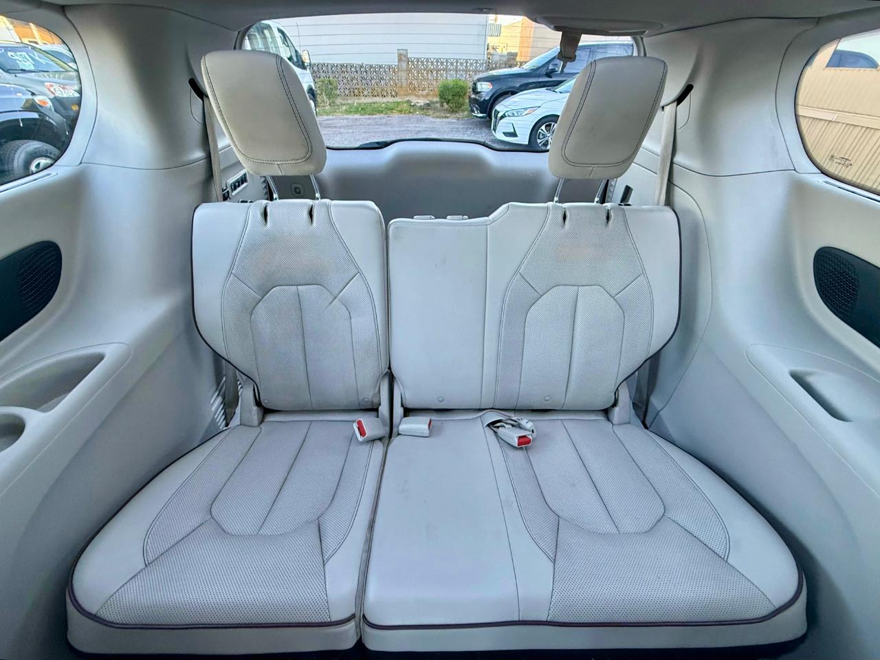 Chrysler Pacifica Limited 2017