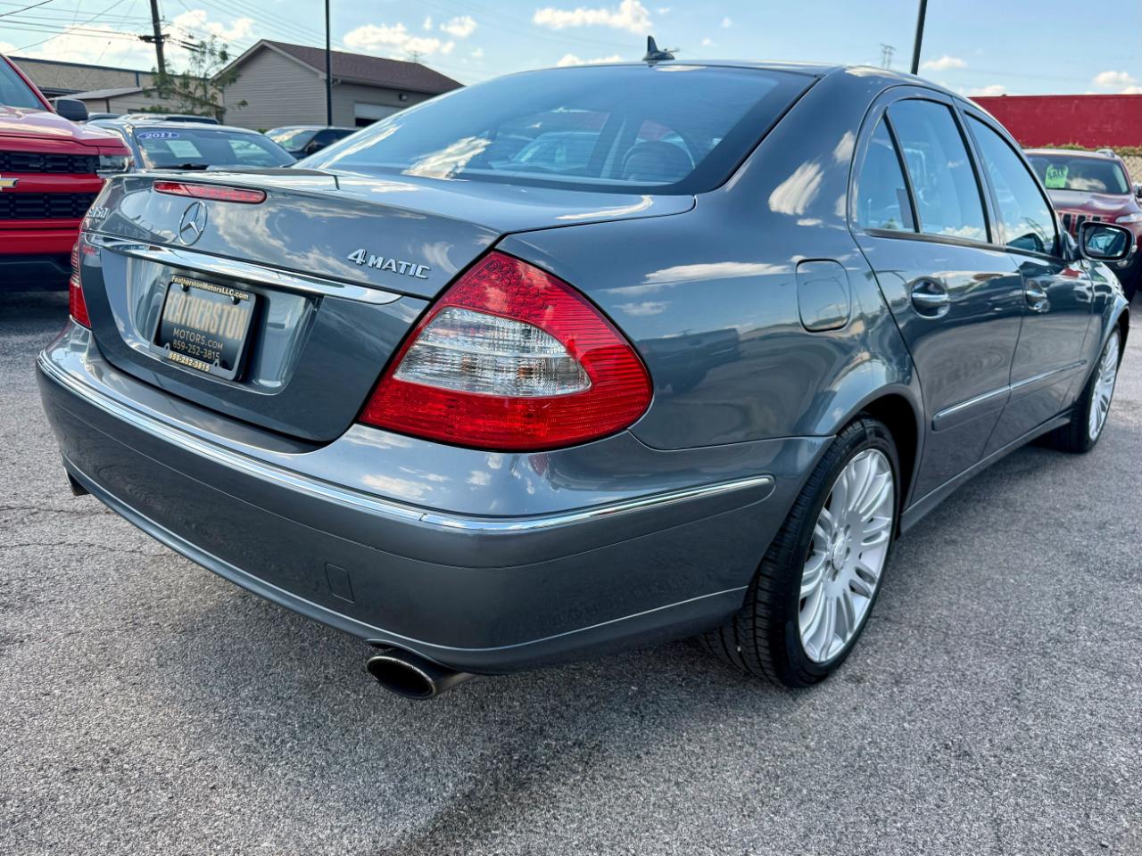 Mercedes-Benz E-Class E350 Luxury 4MATIC Sedan 2008