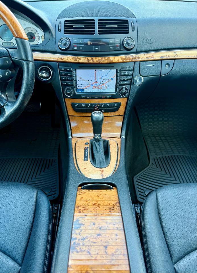 Mercedes-Benz E-Class E350 Luxury 4MATIC Sedan 2008