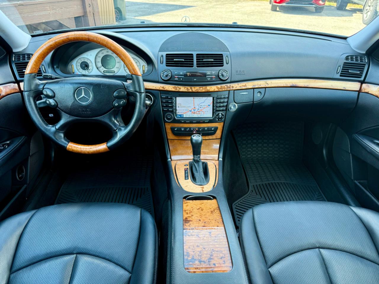 Mercedes-Benz E-Class E350 Luxury 4MATIC Sedan 2008