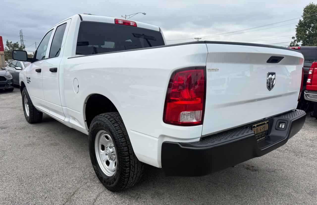 RAM 1500 Classic Tradesman Quad Cab 4WD 2022