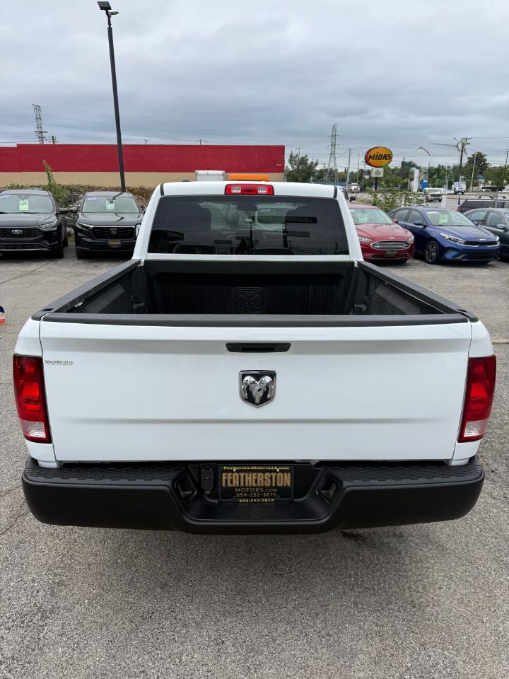 RAM 1500 Classic Tradesman Quad Cab 4WD 2022
