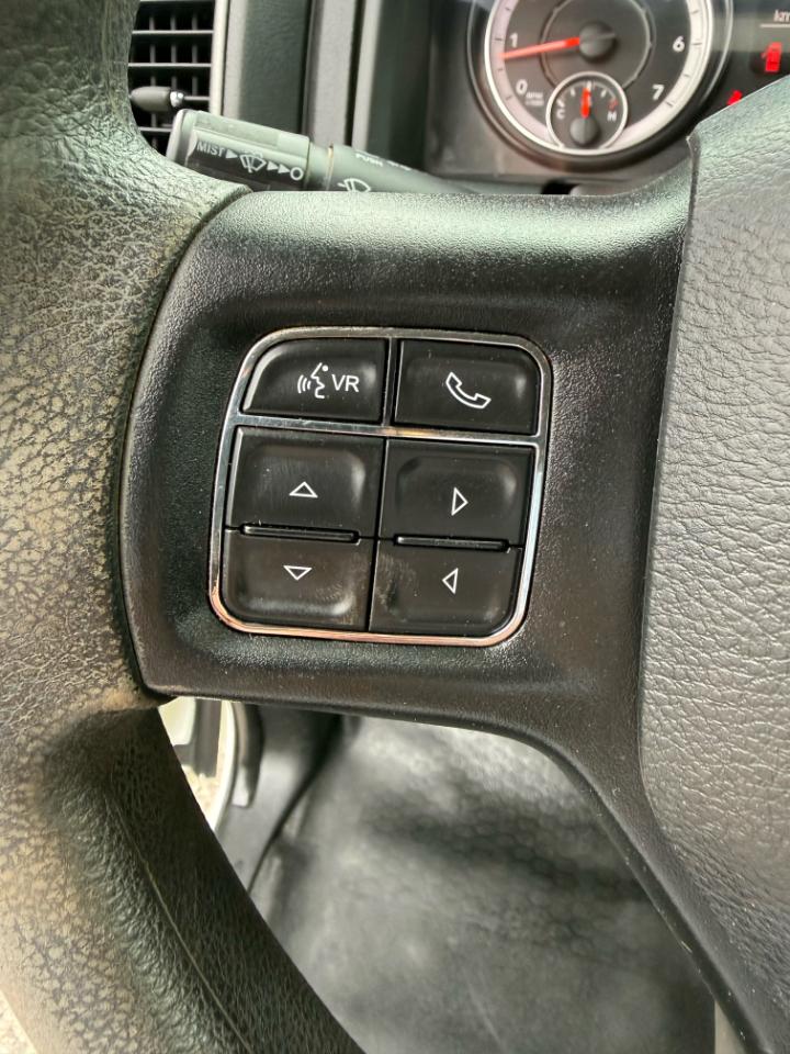 RAM 1500 Classic Tradesman Quad Cab 4WD 2022
