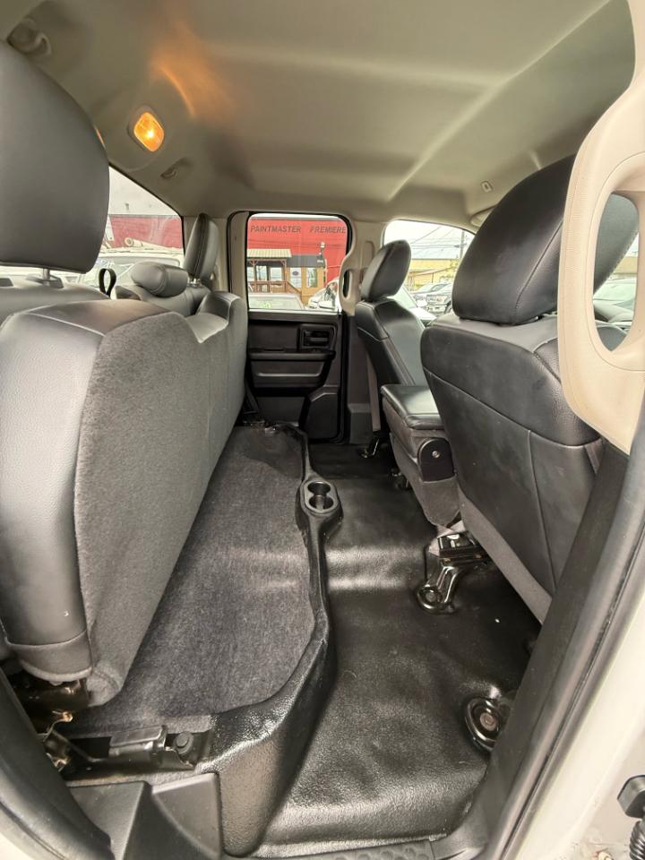 RAM 1500 Classic Tradesman Quad Cab 4WD 2022