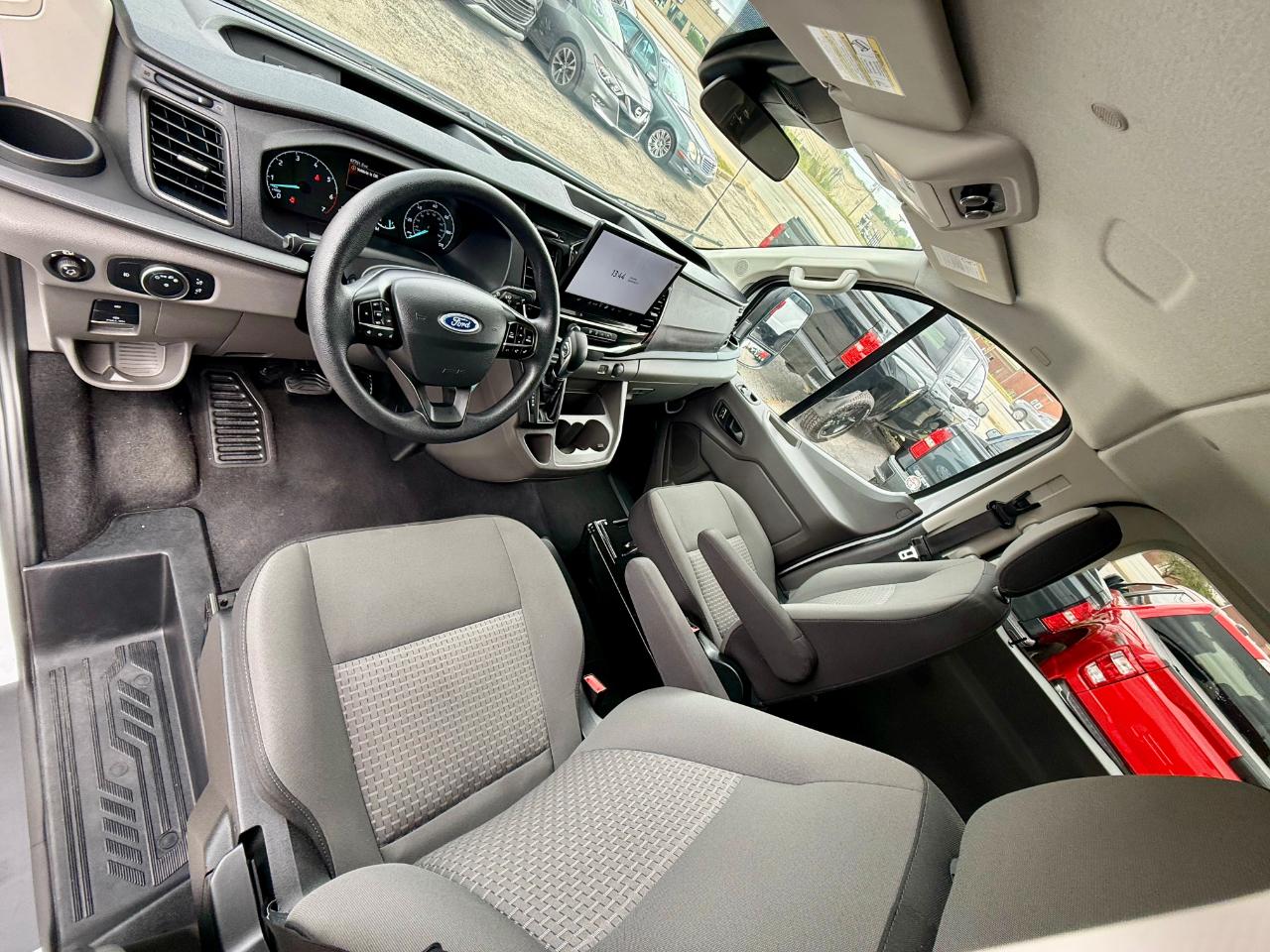 Ford Transit  2024