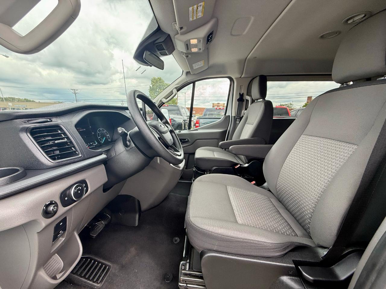 Ford Transit  2024