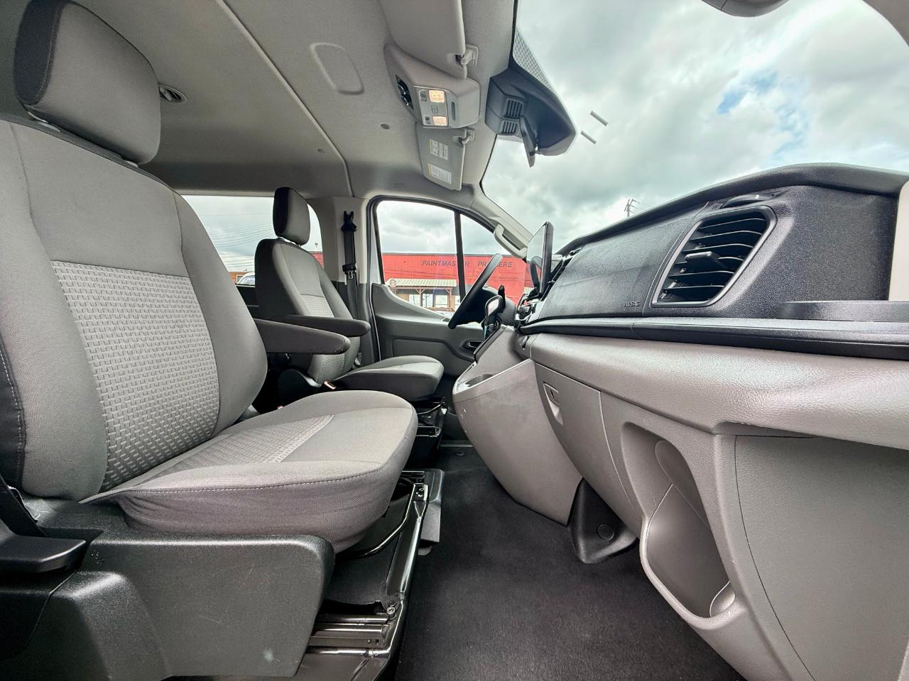 Ford Transit  2024