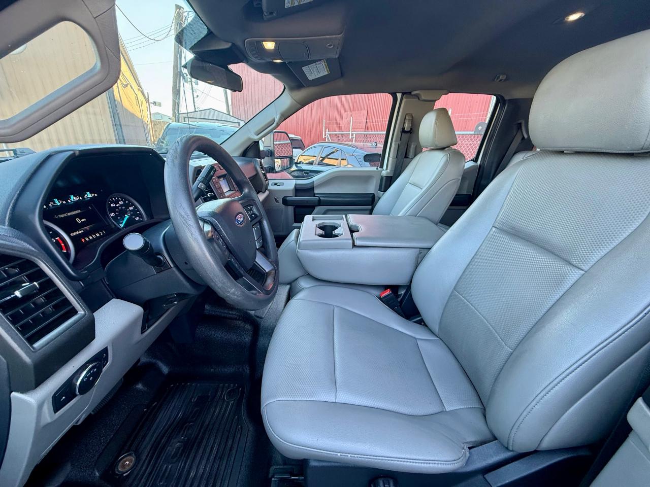 Ford F-250 SD  2022