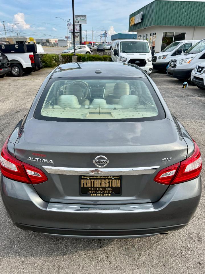 Nissan Altima SV 4D Sedan 2.5 2016