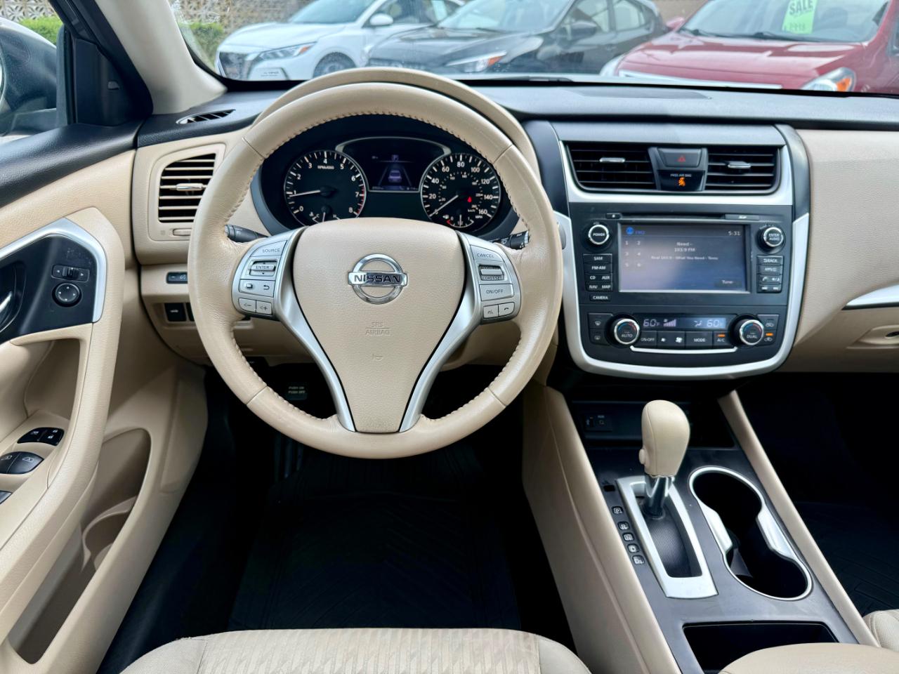 Nissan Altima SV 4D Sedan 2.5 2016