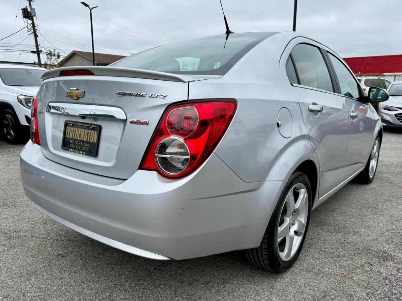 Chevrolet Sonic LTZ Auto Sedan 2014