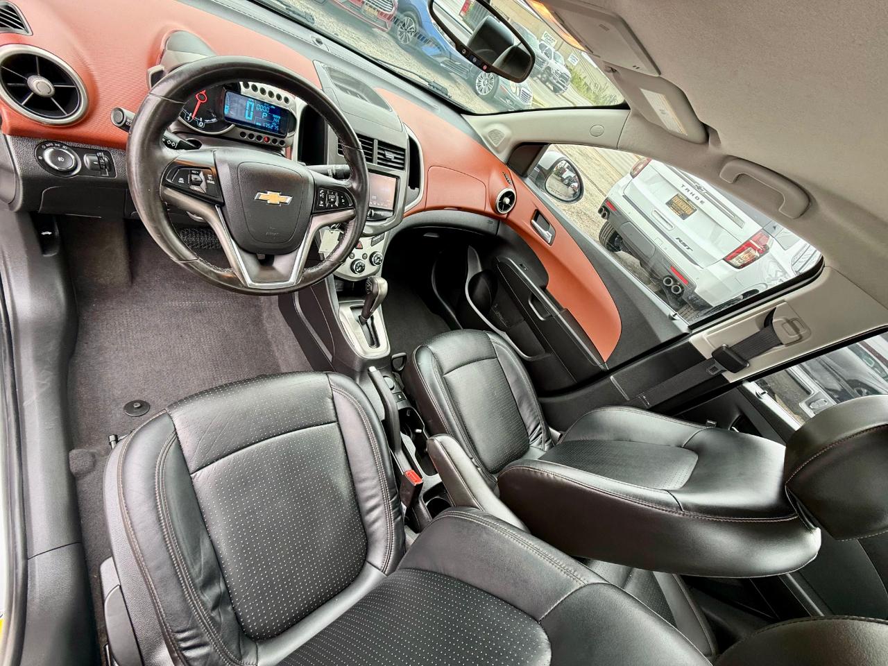 Chevrolet Sonic LTZ Auto Sedan 2014