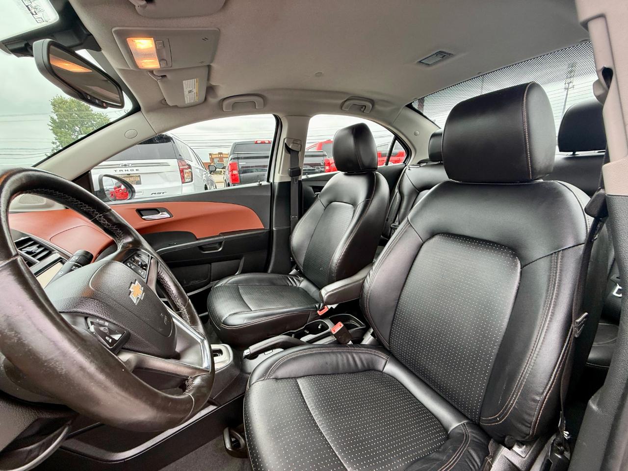 Chevrolet Sonic LTZ Auto Sedan 2014