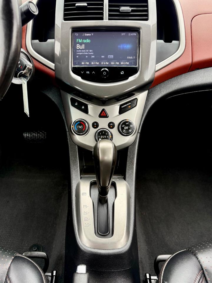 Chevrolet Sonic LTZ Auto Sedan 2014