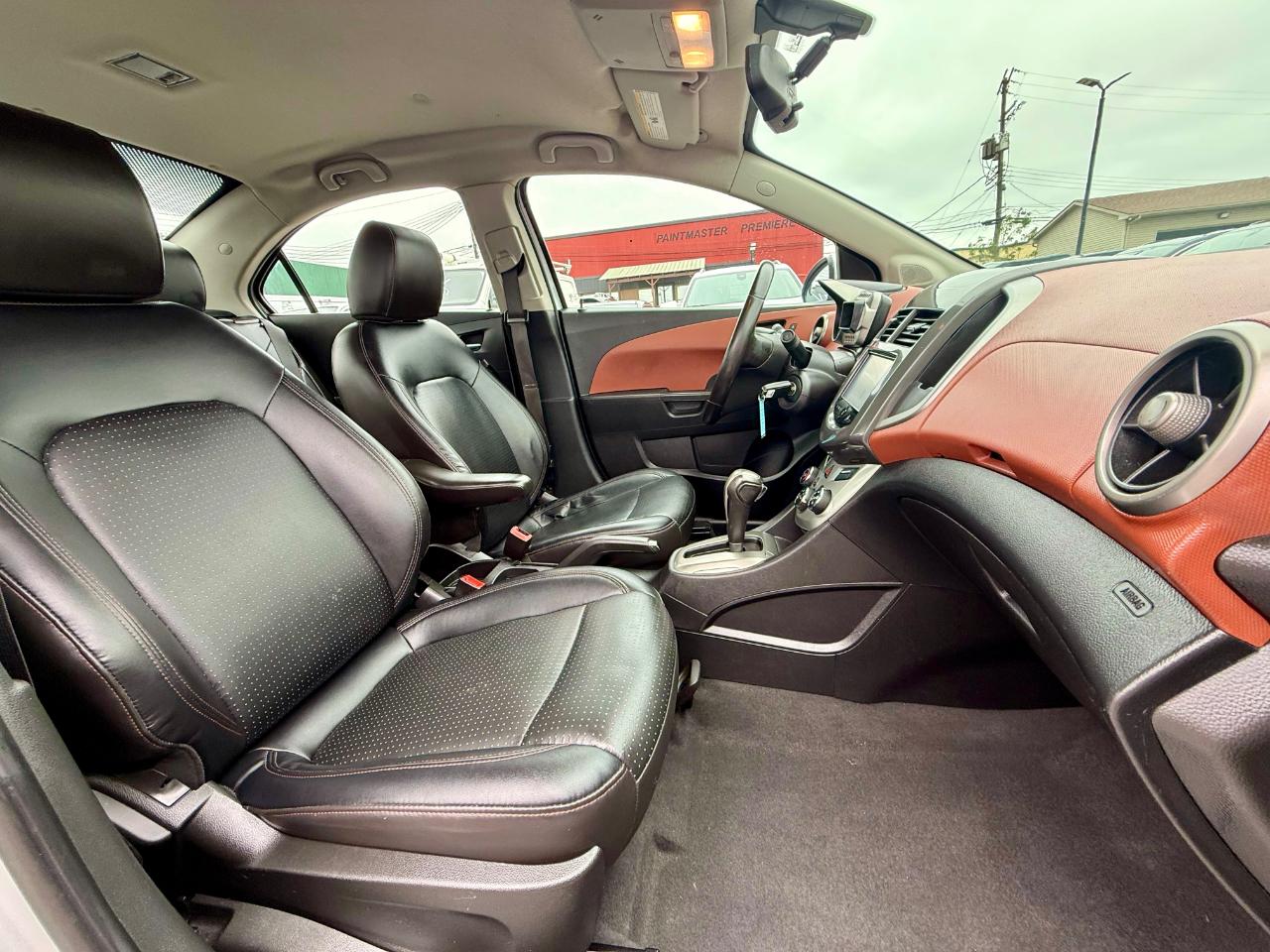 Chevrolet Sonic LTZ Auto Sedan 2014