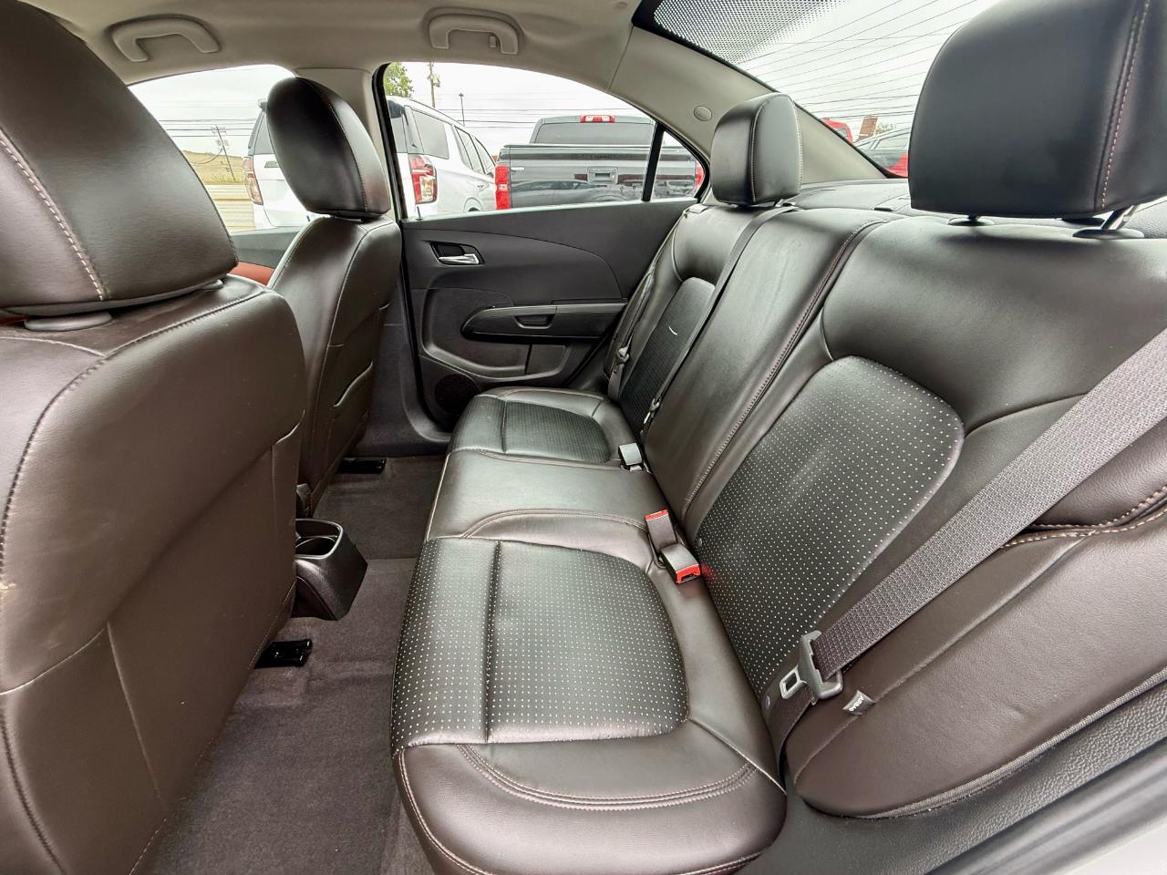 Chevrolet Sonic LTZ Auto Sedan 2014