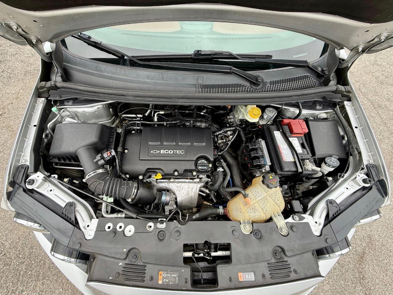 Chevrolet Sonic LTZ Auto Sedan 2014