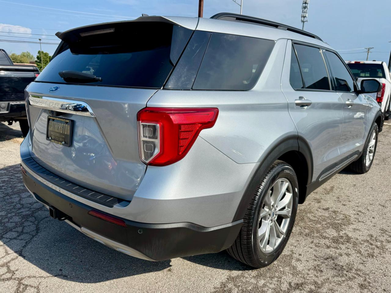 Ford Explorer XLT 2023