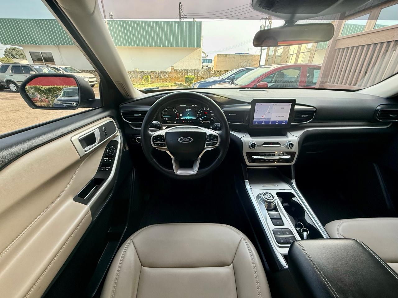 Ford Explorer XLT 2023