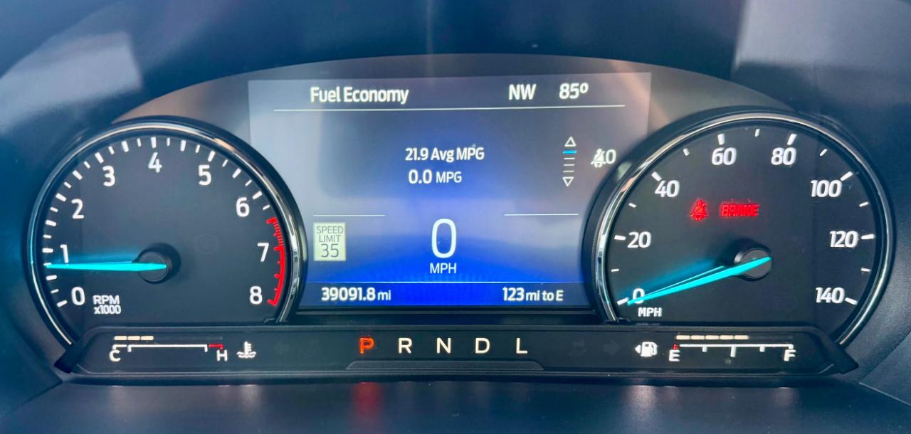 Ford Explorer XLT 2023