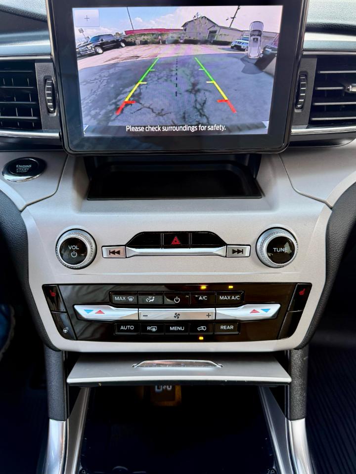 Ford Explorer XLT 2023