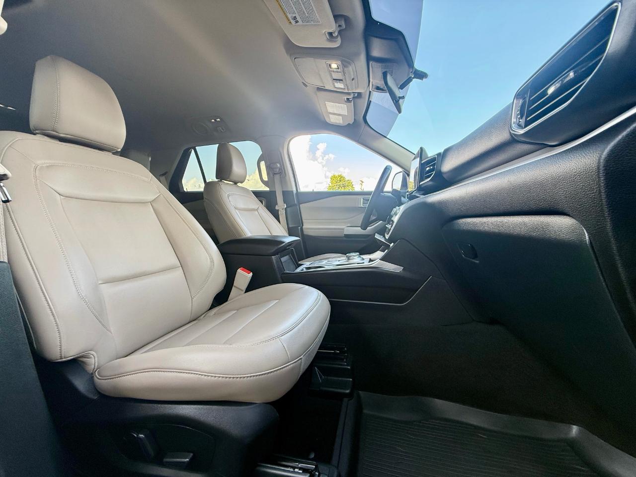 Ford Explorer XLT 2023