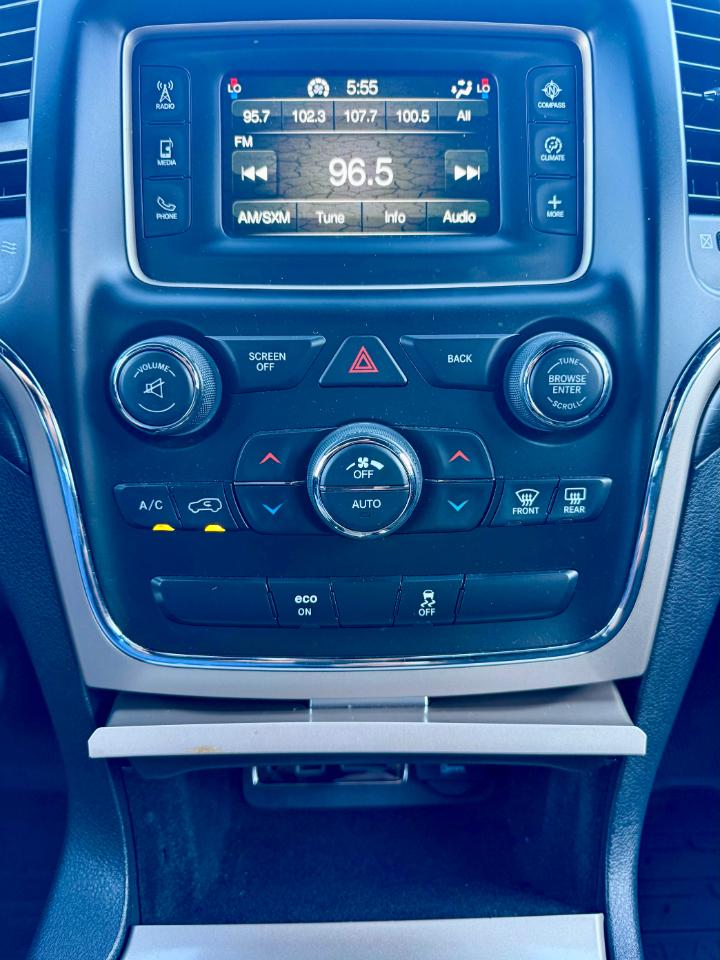 Jeep Grand Cherokee Laredo E 4WD 2015