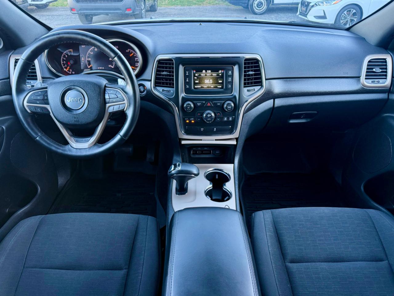 Jeep Grand Cherokee Laredo E 4WD 2015