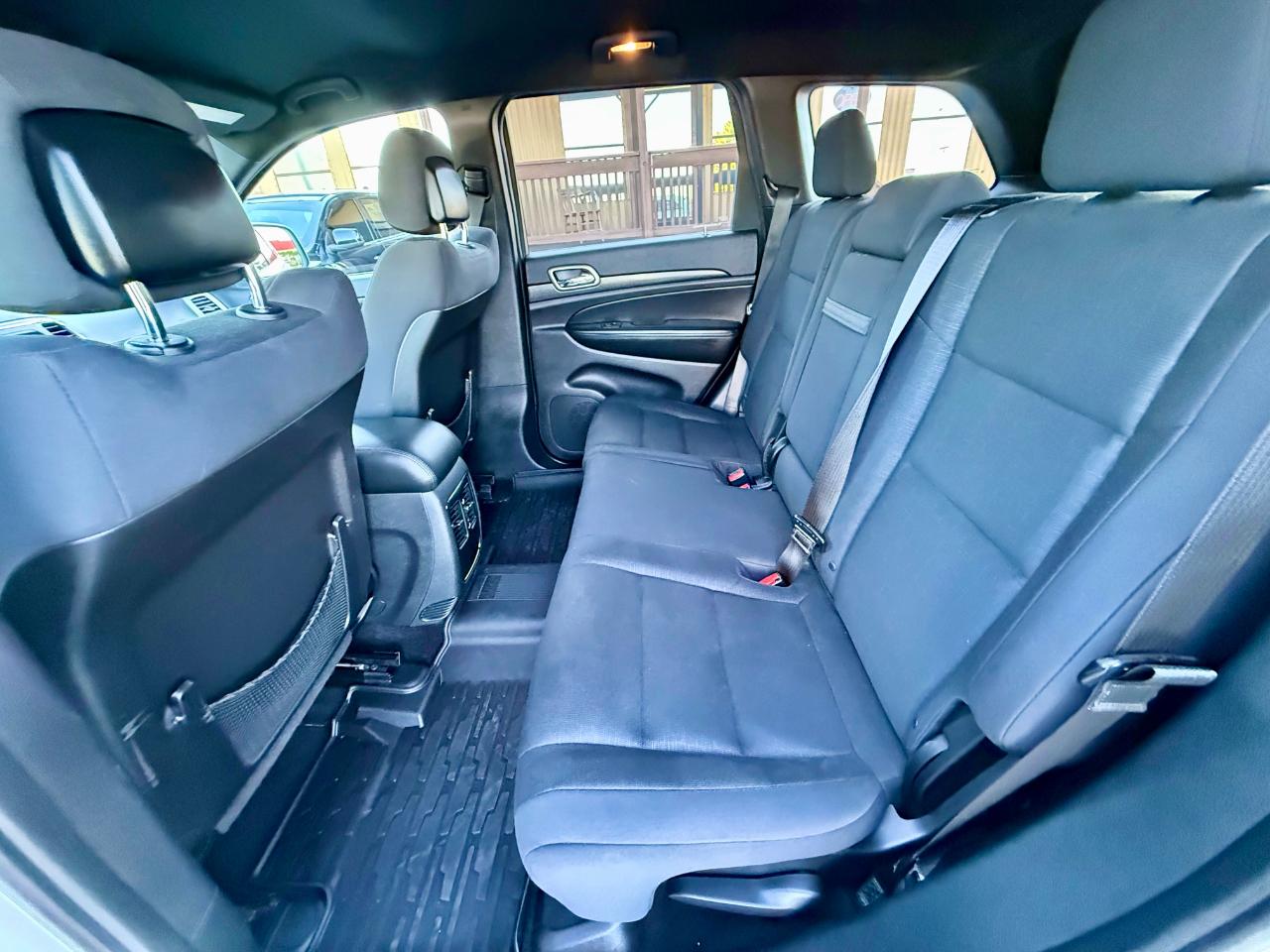 Jeep Grand Cherokee Laredo E 4WD 2015
