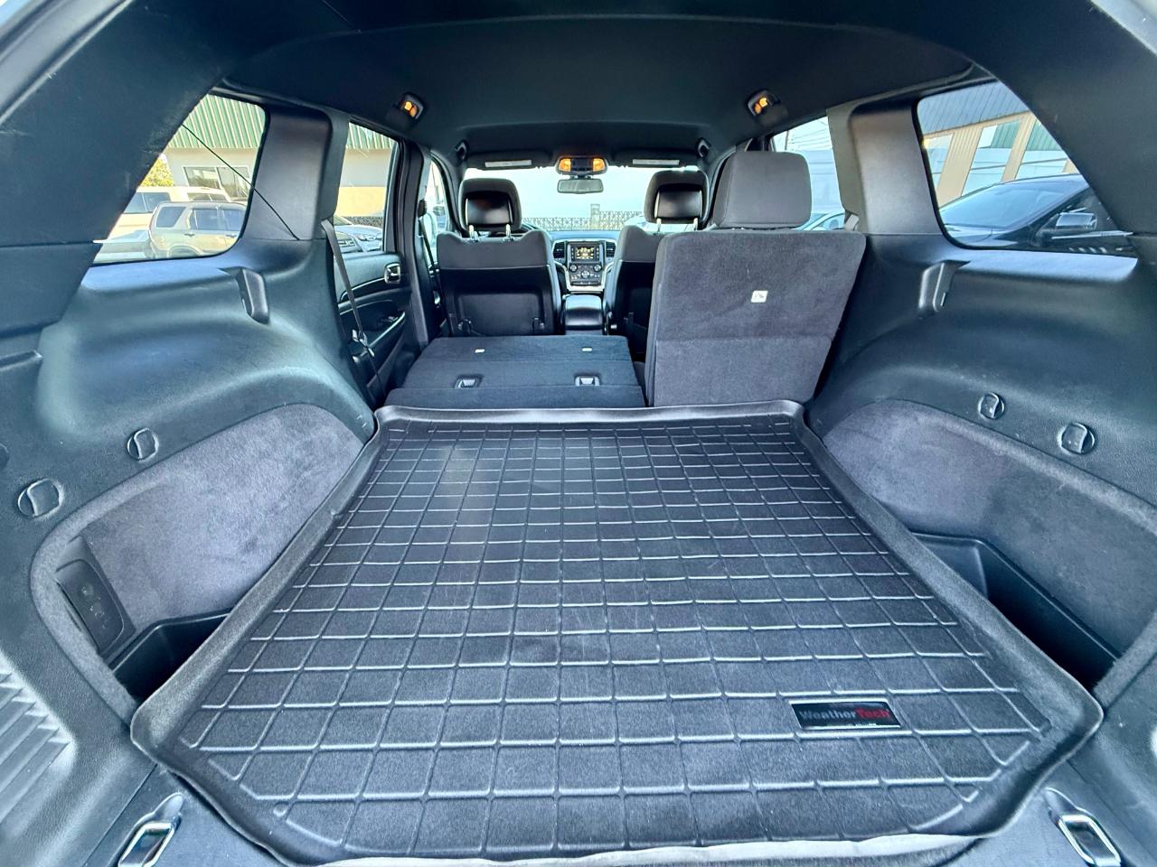 Jeep Grand Cherokee Laredo E 4WD 2015