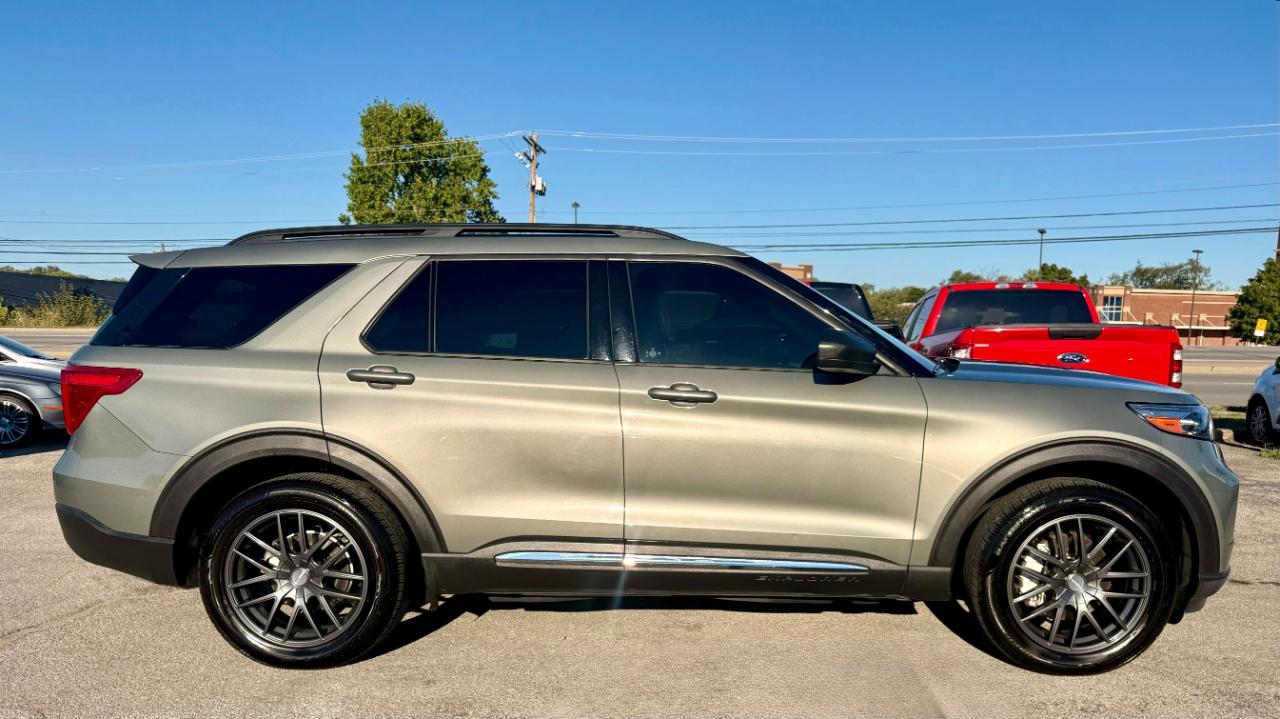 Ford Explorer XLT 4WD 2020