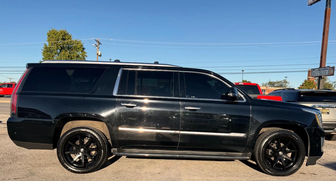 Cadillac Escalade ESV Luxury 4WD 2018