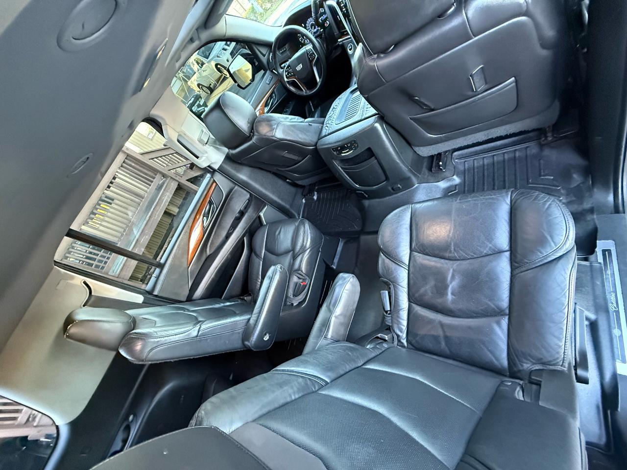 Cadillac Escalade ESV Luxury 4WD 2018