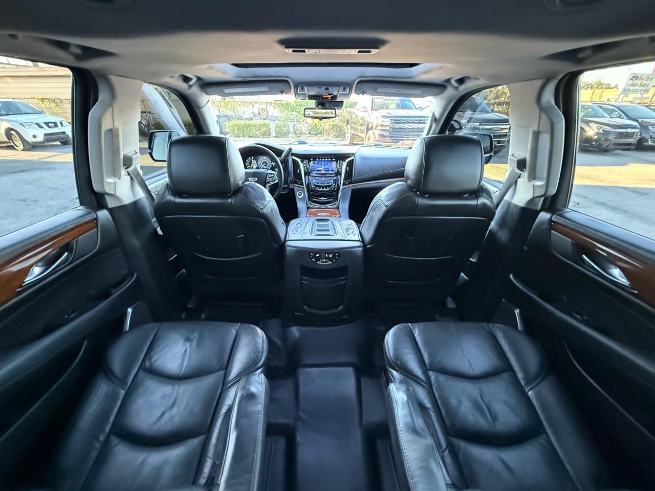 Cadillac Escalade ESV Luxury 4WD 2018