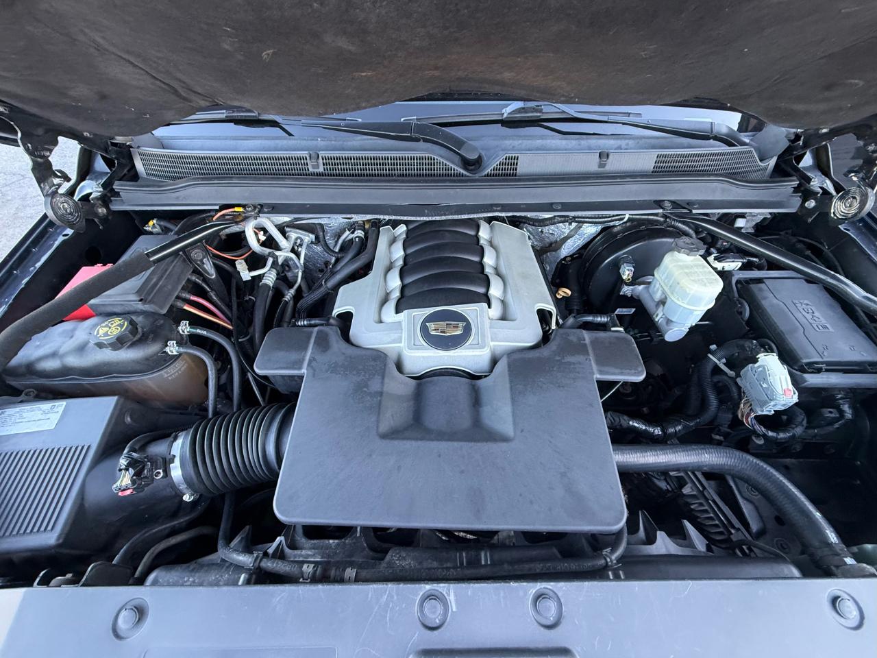 Cadillac Escalade ESV Luxury 4WD 2018