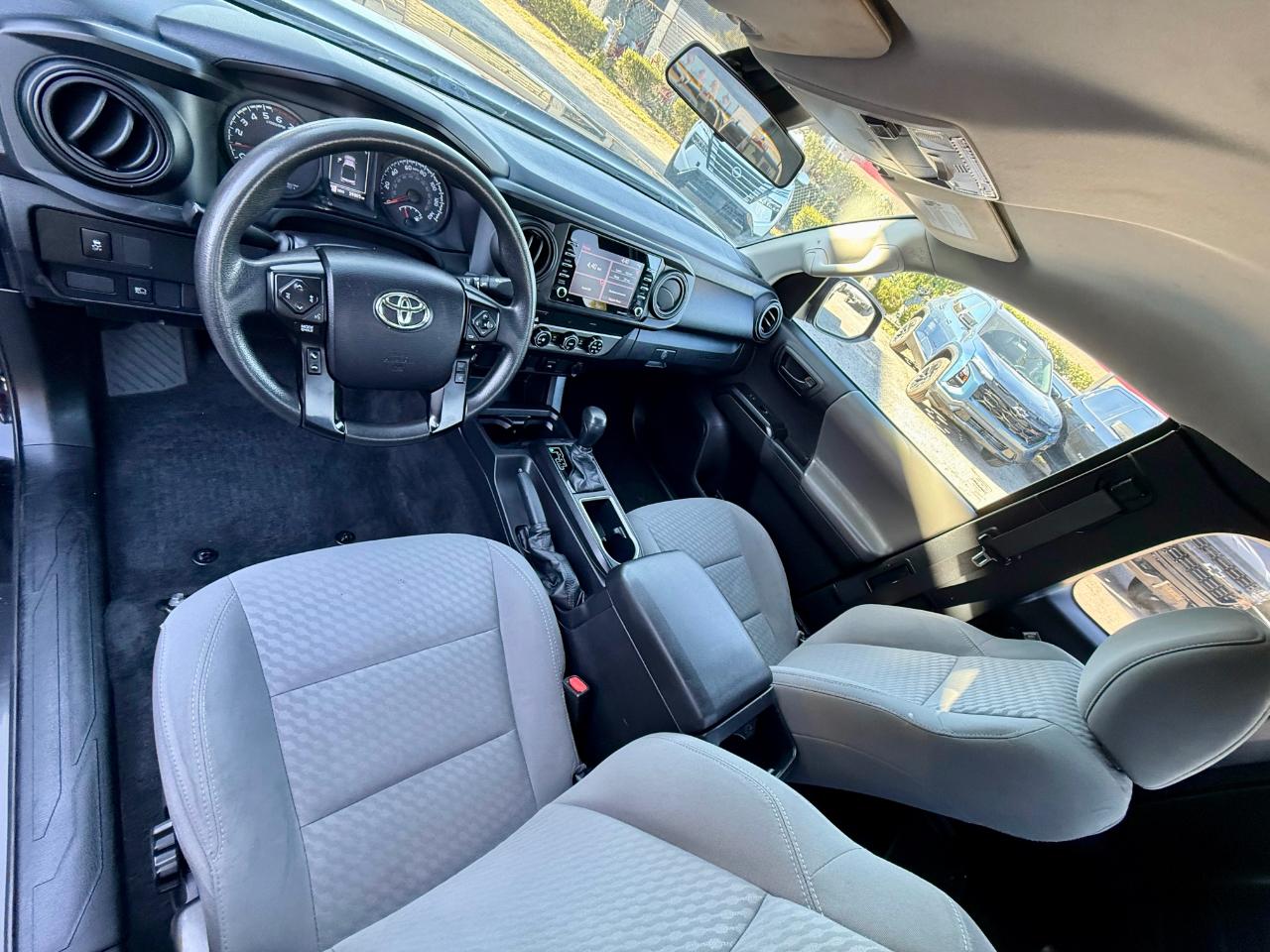 Toyota Tacoma SR5 Access Cab I4 6AT 4WD 2021
