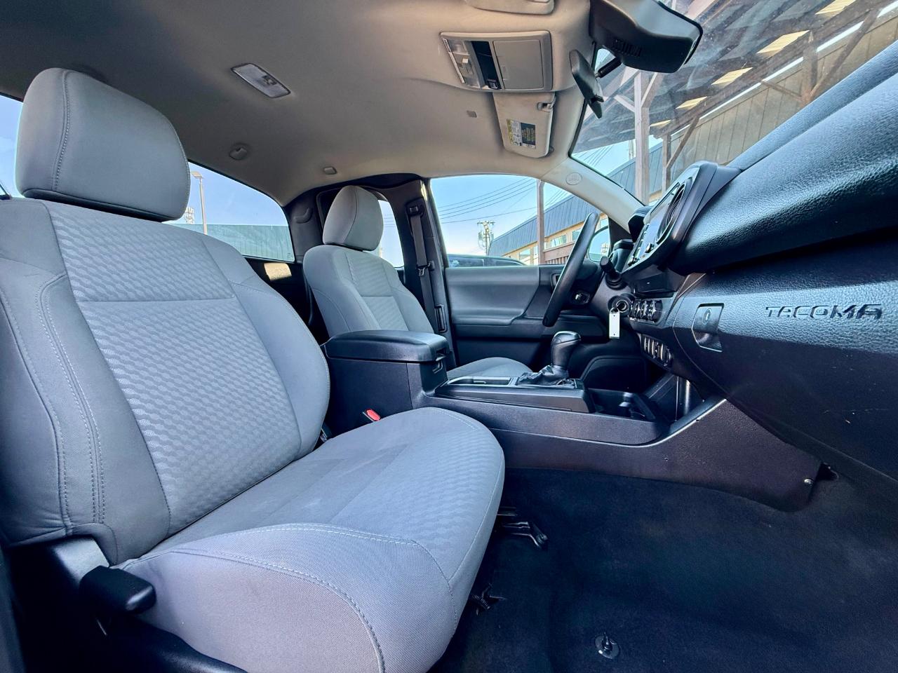 Toyota Tacoma SR5 Access Cab I4 6AT 4WD 2021