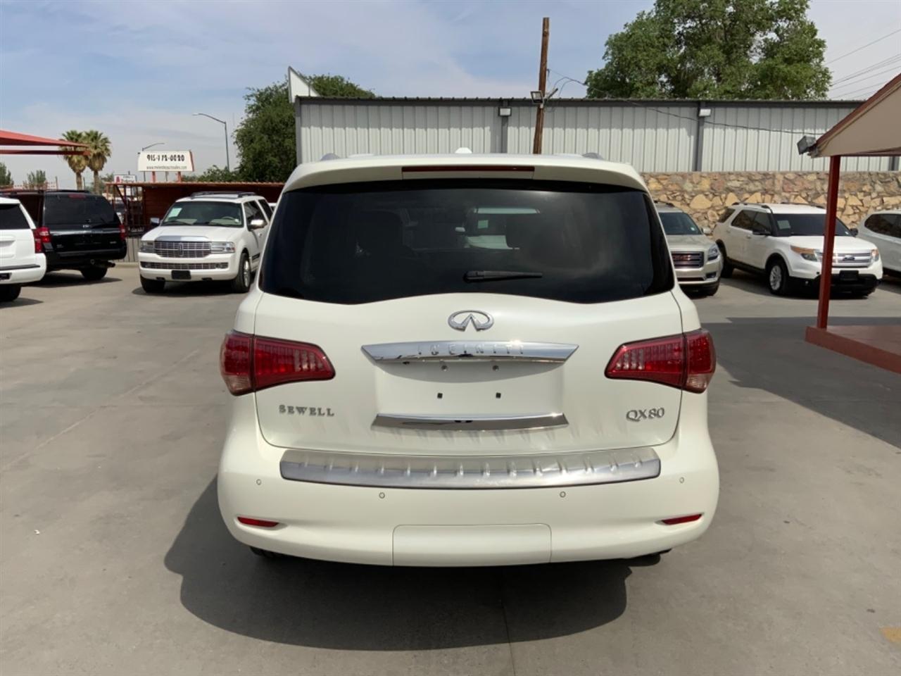 Infiniti QX80 4WD 4dr 2015