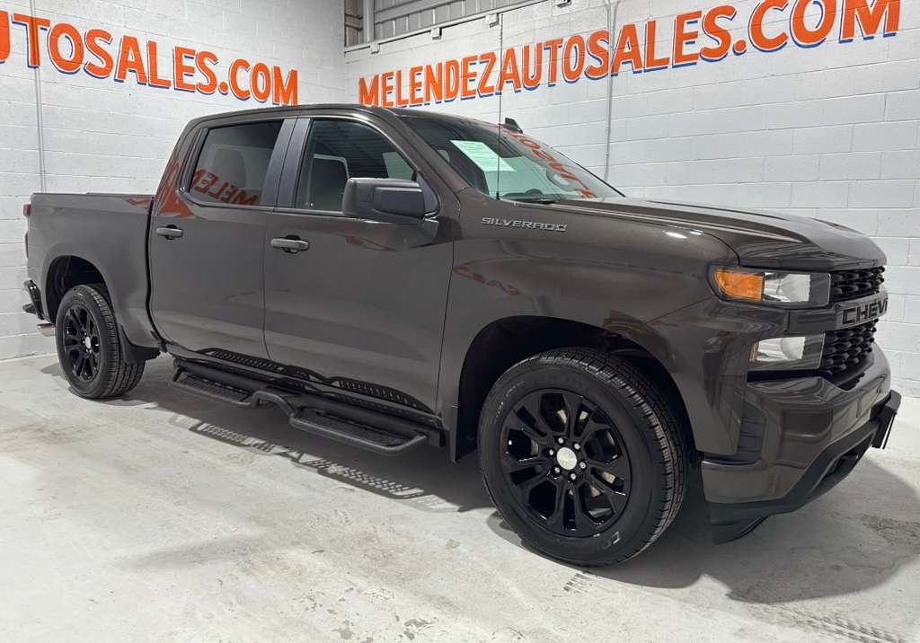Chevrolet Silverado 1500 Custom Crew Cab Short Box 2WD 2021 Chevrolet Silverado 1500 Custom Crew Cab Short Box 2WD 2021