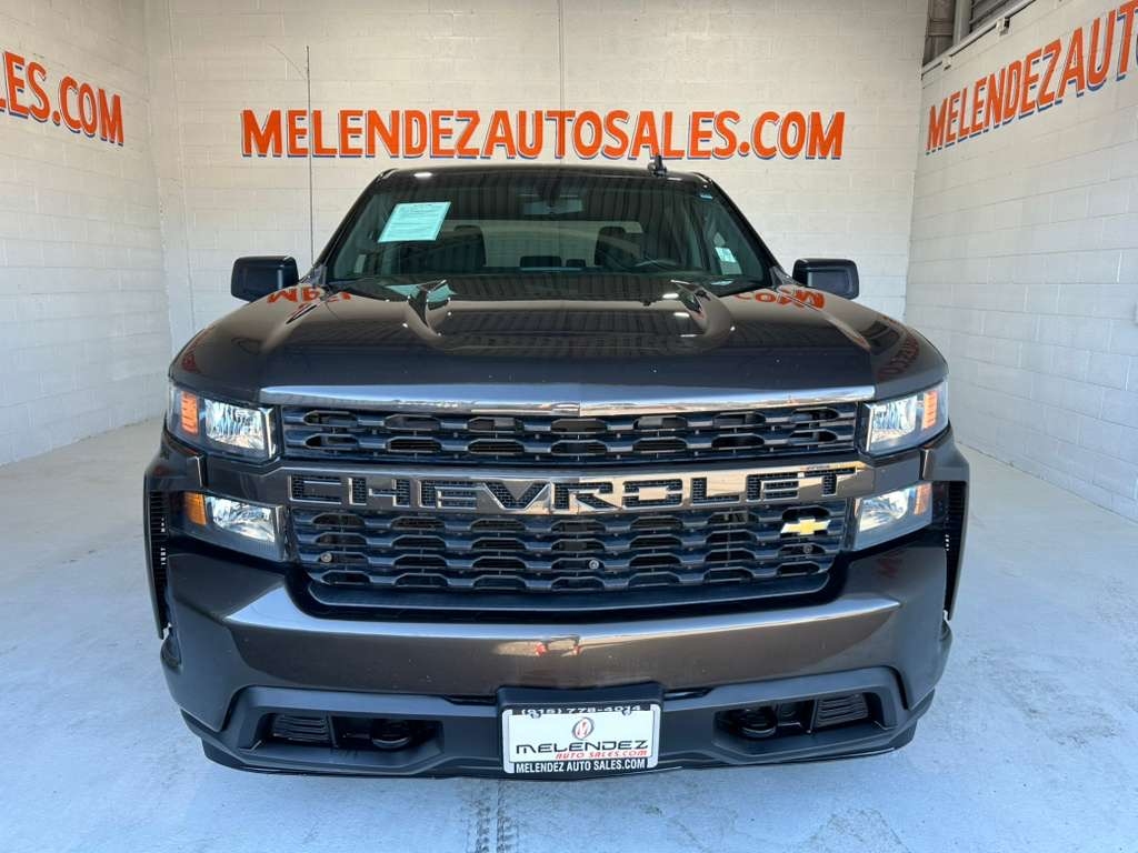 Chevrolet Silverado 1500 Custom Crew Cab Short Box 2WD 2021 Chevrolet Silverado 1500 Custom Crew Cab Short Box 2WD 2021
