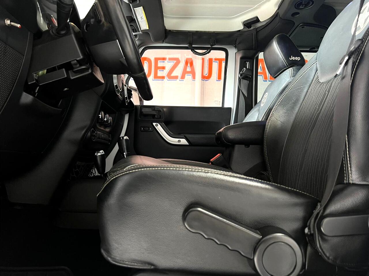 Jeep Wrangler Unlimited Sport 4WD 2015 Jeep Wrangler Unlimited Sport 4WD 2015