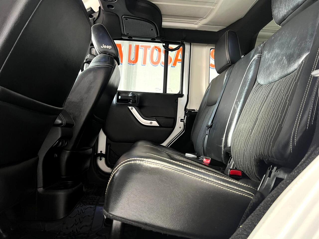 Jeep Wrangler Unlimited Sport 4WD 2015 Jeep Wrangler Unlimited Sport 4WD 2015