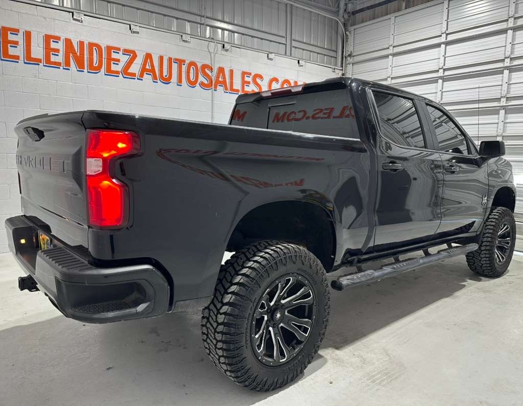 Chevrolet Silverado 1500 RST Crew Cab 4WD 2021 Chevrolet Silverado 1500 RST Crew Cab 4WD 2021