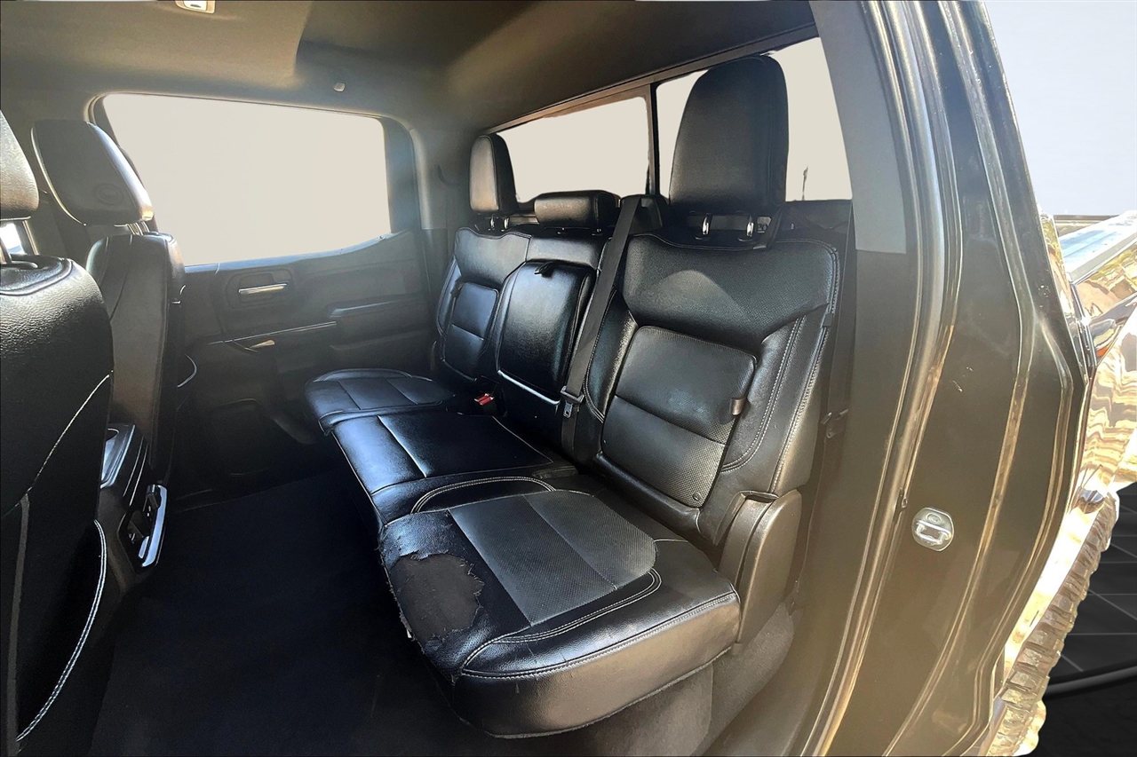 Chevrolet Silverado 1500 RST Crew Cab 4WD 2021 Chevrolet Silverado 1500 RST Crew Cab 4WD 2021