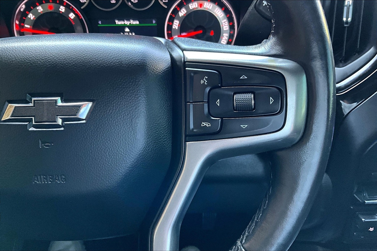 Chevrolet Silverado 1500 RST Crew Cab 4WD 2021 Chevrolet Silverado 1500 RST Crew Cab 4WD 2021