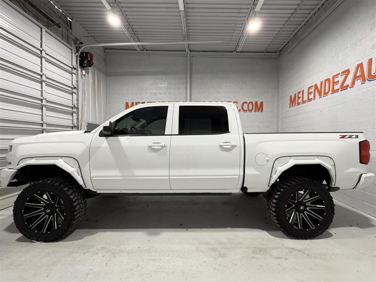 Chevrolet Silverado 1500 LT Crew Cab 4WD 2018