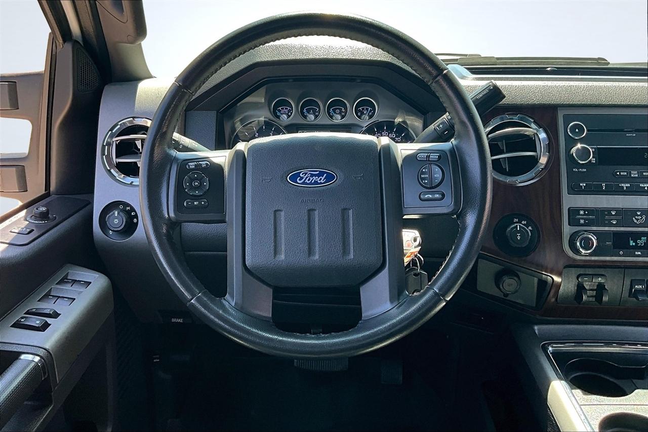 Ford F-250 SD XL Crew Cab 4WD 2012