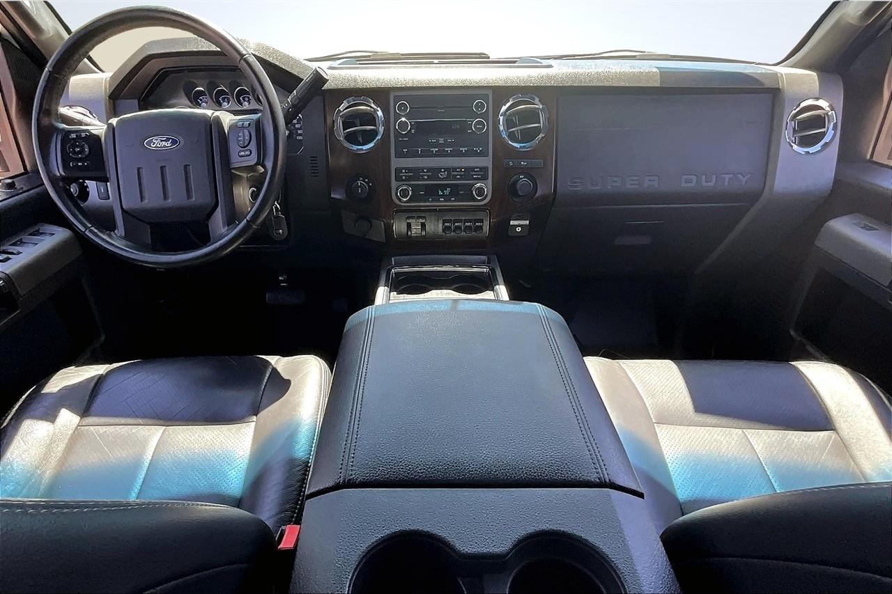 Ford F-250 SD XL Crew Cab 4WD 2012